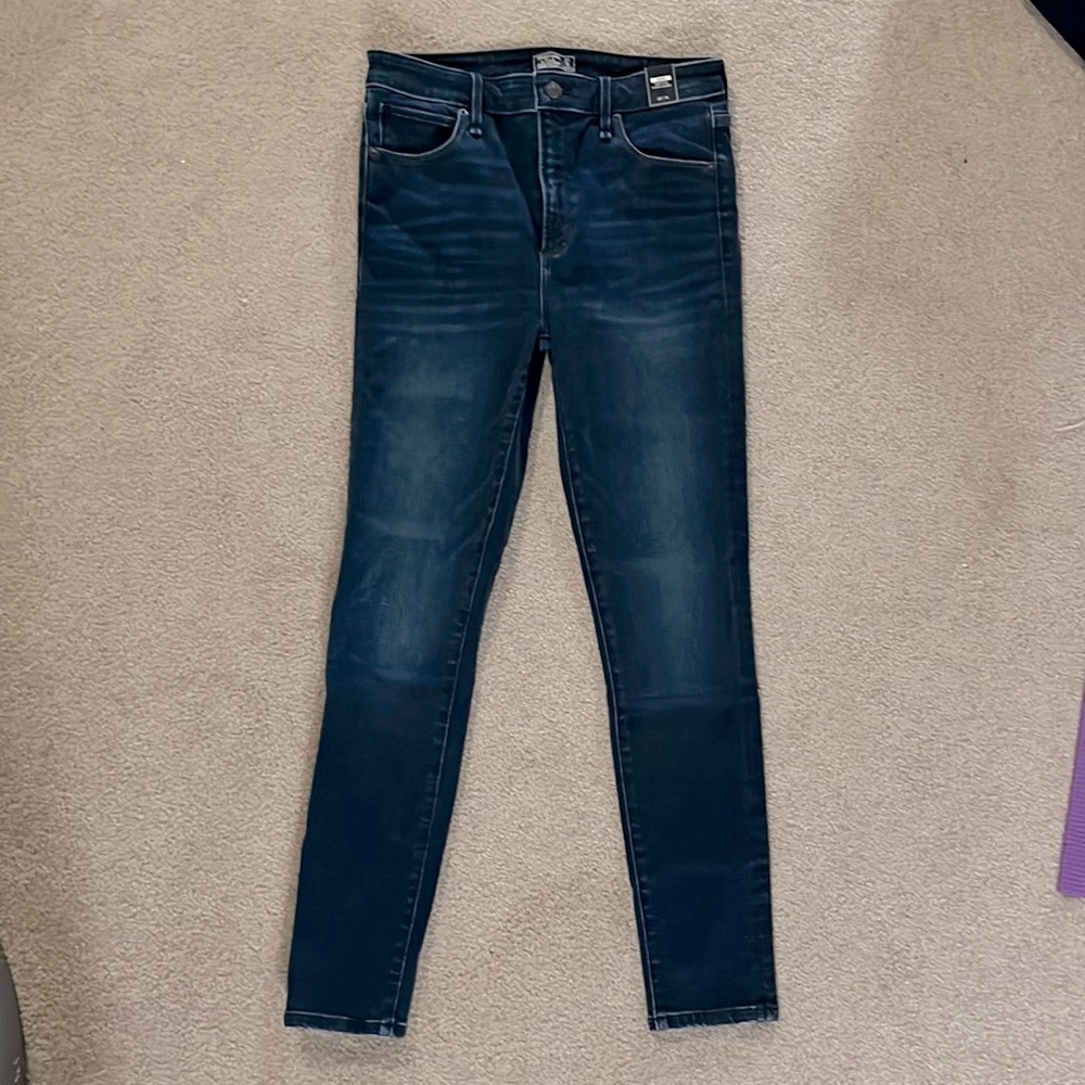 A&F Simone High Rise Super Skinny sz 4 short NWT